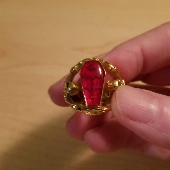 Creepy coffin and skull ring, pair, NWOT - Picture 4 of 10